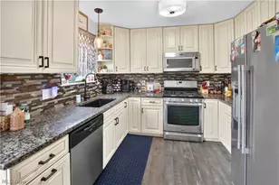1183 Chapman Ln, Medina, OH 44256 - Photo 4