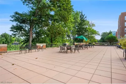 19101 Van Aken Boulevard #428, Huber Heights, OH 44122 - Photo 22