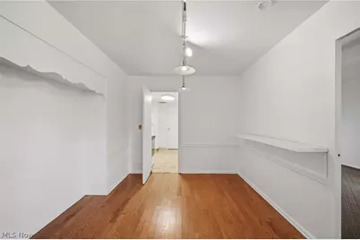 19101 Van Aken Boulevard #428, Huber Heights, OH 44122 - Photo 10