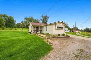 1820 Adamsville Rd, Zanesville, OH 43701 - Photo 10