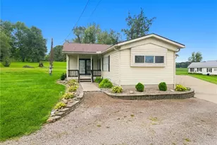 1820 Adamsville Rd, Zanesville, OH 43701 - Photo 8