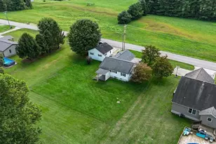 565 Dana Rd, Newport, OH 45768 - Photo 26