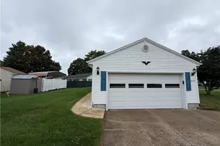 3135 Estates Cir, Youngstown, OH 44511 - Photo 4