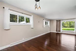 6860 Murray Ridge Rd, Elyria, OH 44035 - Photo 10