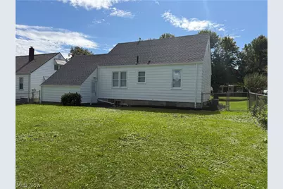 39 Renee, Struthers, OH 44471 - Photo 8