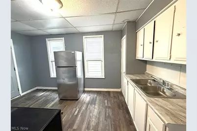 1583 E 84th Street, Loveland, OH 44103 - Photo 4