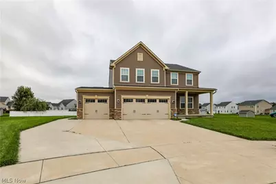 2183 Orchard Circle, Ravenna, OH 44266 - Photo 2