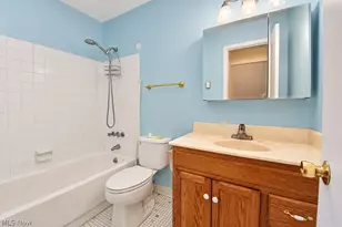 8240 Deepwood Blvd, Mentor, OH 44060 - Photo 24