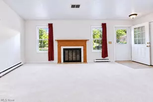 8240 Deepwood Blvd, Mentor, OH 44060 - Photo 4