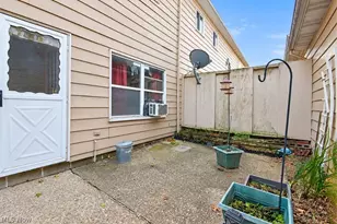 8240 Deepwood Blvd, Mentor, OH 44060 - Photo 28
