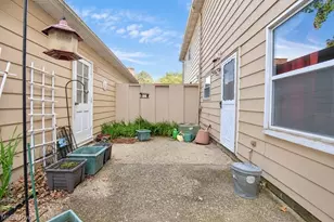 8240 Deepwood Blvd, Mentor, OH 44060 - Photo 26