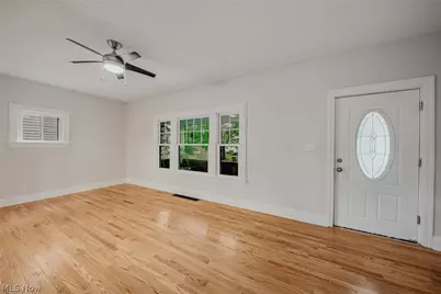 2120 Richland Avenue, Oakwood, OH 44107 - Photo 4