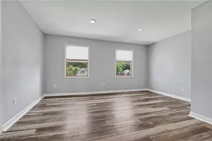 2590 21st St, Cuyahoga Falls, OH 44223 - Photo 24