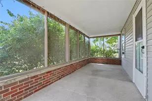 2590 21st St, Cuyahoga Falls, OH 44223 - Photo 42