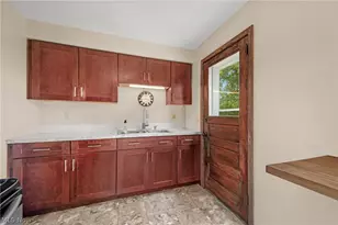 8224 Westmoor Rd, Mentor, OH 44060 - Photo 18