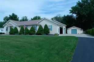 6433 Oberlin Rd, Amherst, OH 44001 - Photo 2