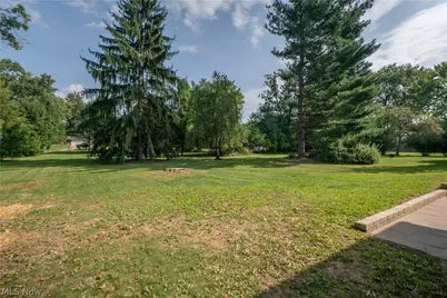 615 Summit Street SE, North Canton, OH 44720 - Photo 42
