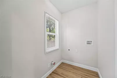 1381 E 110 Street, Loveland, OH 44106 - Photo 8