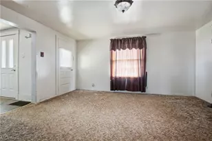 3852 Burkey Rd, Austintown, OH 44515 - Photo 10