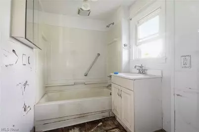 3852 Burkey Road, Austintown, OH 44515 - Photo 12