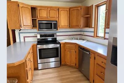 1505 Oneida Avenue, Cuyahoga Falls, OH 44221 - Photo 8