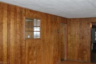515 S Main St, Willard, OH 44890 - Photo 2