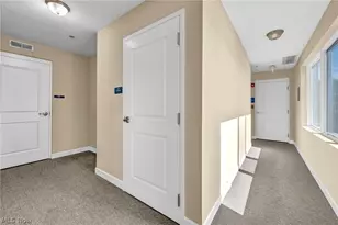 9523 Larimar Dr, Willowick, OH 44095 - Photo 22
