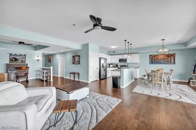 9523 Larimar Drive, Willowick, OH 44095 - Photo 8