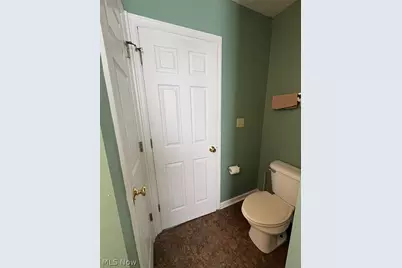 16200 Kollin Avenue, Loveland, OH 44128 - Photo 18