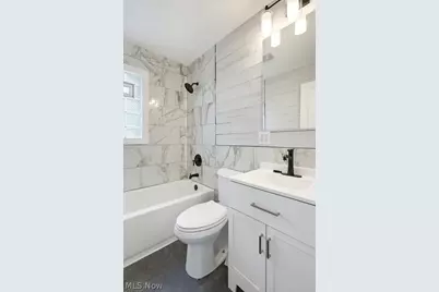 1696 Oakwood Avenue, Akron, OH 44301 - Photo 14