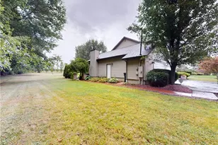 9875 Detwiler Rd, Canfield, OH 44406 - Photo 2