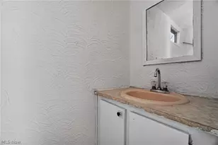 3583 Austin Rd, Geneva, OH 44041 - Photo 10