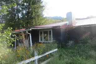 4308 Flat Rd SE, Uhrichsville, OH 44683 - Photo 4