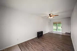 42 Holdren Rd, Little Hocking, OH 45742 - Photo 8