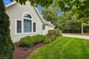 7140 N Nightingale Pl, Painesville, OH 44077 - Photo 2