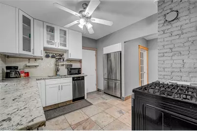 2066 Bunts Road, Oakwood, OH 44107 - Photo 14