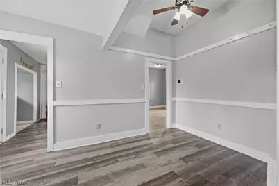 190 W Main Street, Smithville, OH 44677 - Photo 6