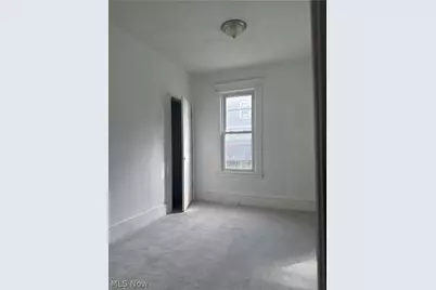 761 Washington Avenue, Lorain, OH 44052 - Photo 10