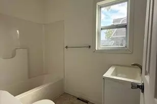 761 Washington Ave, Lorain, OH 44052 - Photo 8