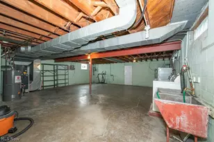 1950 Connecticut Ave, Youngstown, OH 44509 - Photo 24