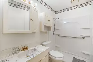 845 Carnegie Ave, Akron, OH 44314 - Photo 14