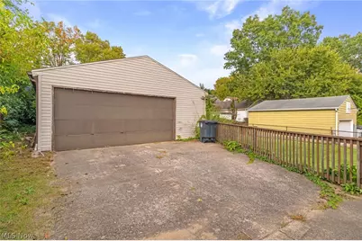 845 Carnegie Avenue, Akron, OH 44314 - Photo 28