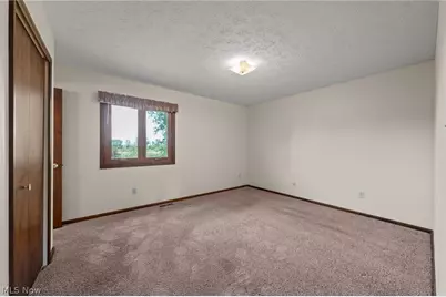 1901 Pleasant Valley Road, Streetsboro, OH 44241 - Photo 26