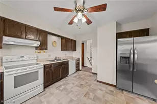 1901 Pleasant Valley Rd, Streetsboro, OH 44241 - Photo 12