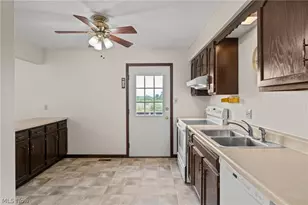 1901 Pleasant Valley Rd, Streetsboro, OH 44241 - Photo 14
