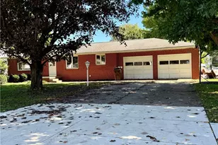 516 N Oak St, West Lafayette, OH 43845 - Photo 2