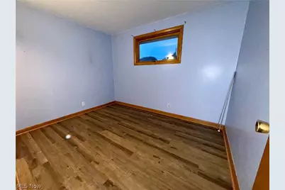 516 N Oak Street, West Lafayette, OH 43845 - Photo 18