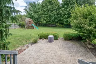 6526 Sugargrove Cir NE, Canton, OH 44721 - Photo 42