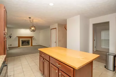 6526 Sugargrove Circle NE, Canton, OH 44721 - Photo 12
