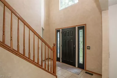 6526 Sugargrove Circle NE, Canton, OH 44721 - Photo 4